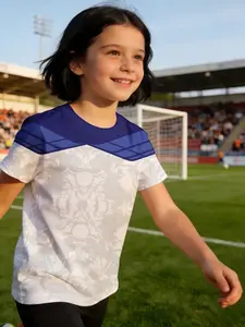 girl child jersey Symmetrical Floral Pattern With Blue Accents Breathable, light and comfortable short-sleeve T-shirt One piece, essential for outdoor sports, casual top, round neck short sleeve print, fashionable comfortable training sports