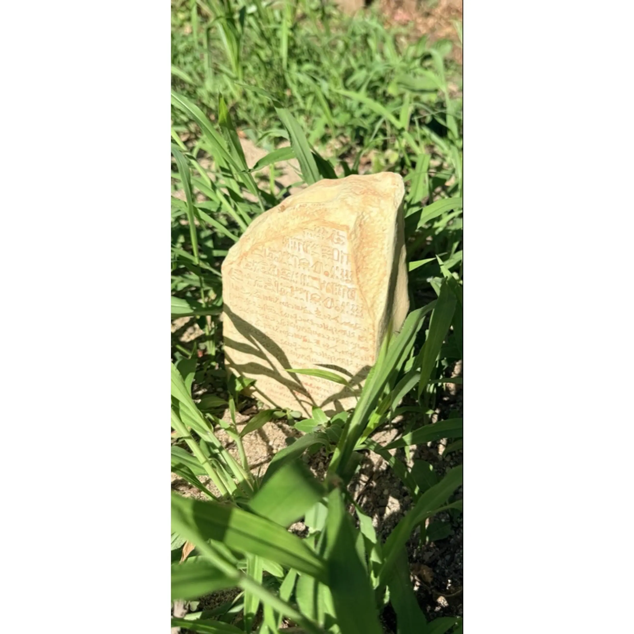 Handcrafted Stone-Inspired Decorative Piece - Timeless Beauty of Ancient Architecture - Individually Finished by Hand - Distinctive Personality - Natural Aged Stone Texture
