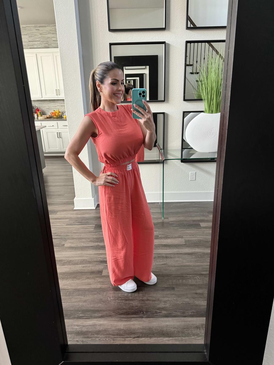 Item: Bright Orange, S