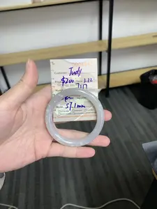 handmade decorative bracelet, suitable for both men and women.