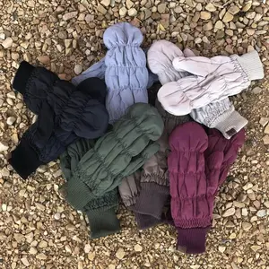 CC Quilted Mittens - Windproof Fleece Lined Winter Gloves for Women & Men