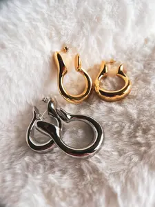 Debora Hoops