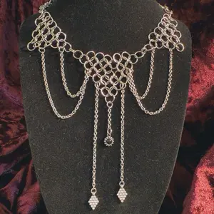 STELLA - Chainmaille Necklace