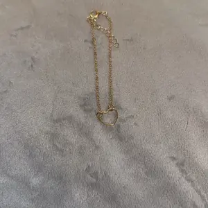 Heart Anklet - Gold Color Chain with Heart Charm for Women's Fashion Accessory