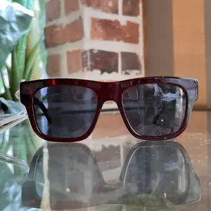 Pre-owned GIVENCHY GV40002U Red Acetate Square Sunglasses