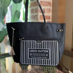 Pre-owned Louis Vuitton leather Shoulder Bags Neverfull MM Inside Out Monogram Canvas and Tote Bag