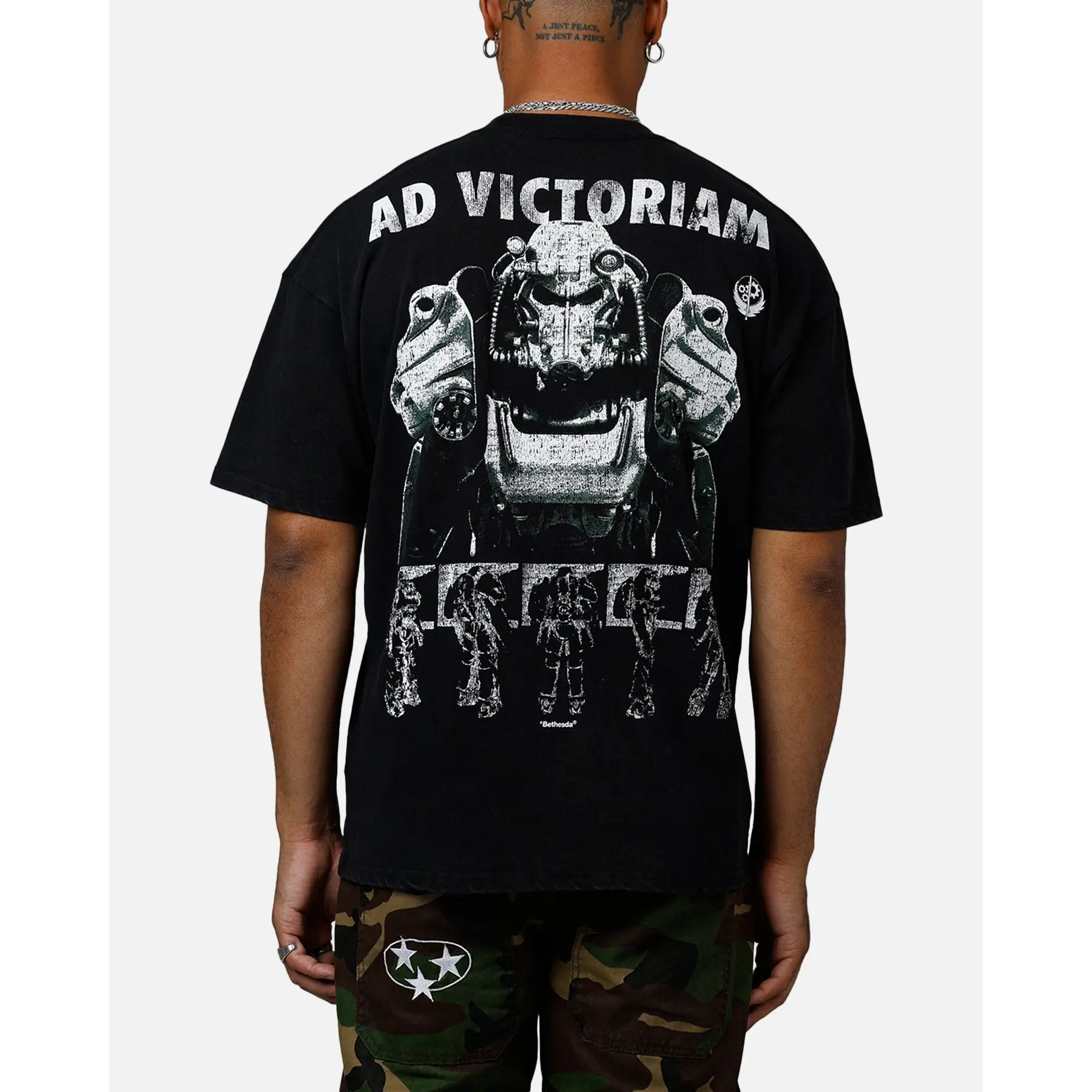 73Studio X Fallout '15 Fallout 4 Vintage T-Shirt Off Black