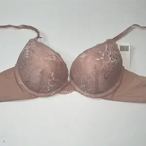 Super Push Up Extreme Padded Maximum Lift Add 2 Cup Size Bra. NWT Firm price New Arrivals Ilys Lumie Brand Everyday Womenswear Trend