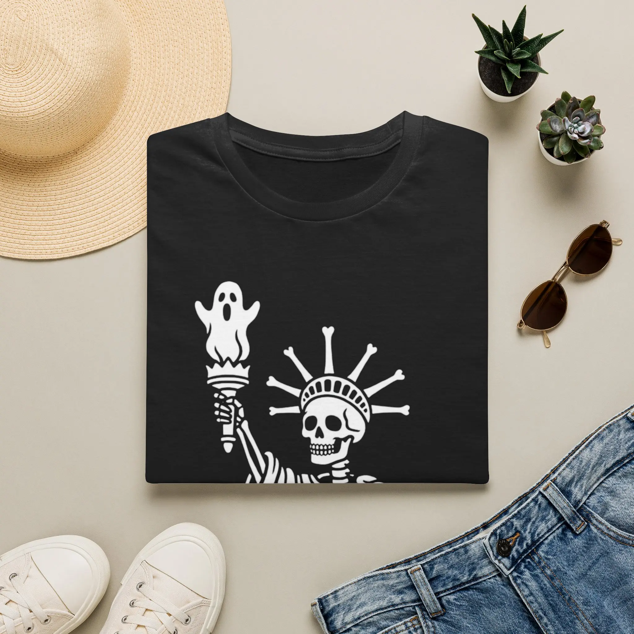 Menswear Graphic T-shirt with Spooky Horror Print, Soft Cotton Casual Streetwear, Shortsleeve Rebel Look Top for Halloween, All Seasons, Tops, Horror Marathons, Normal Type, Rebellious