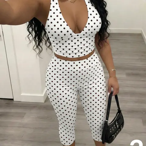 TikTok Women's 2 Pack Polka Dot 2 Piece Outfit Sets, Summer Sets Casual, Halter Neck Deep V Crop Top + High Waisted Capri Leggings - Y2K Retro Streetwear, Soft Stretchy Fabric for Festival, Daily Wear Summer Outfits