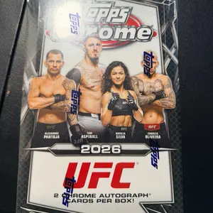 Topps Chrome UFC Hobby Box