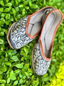 Mist Regal – Blue and Ivory Printed Jutti Walking Shoes Footwear