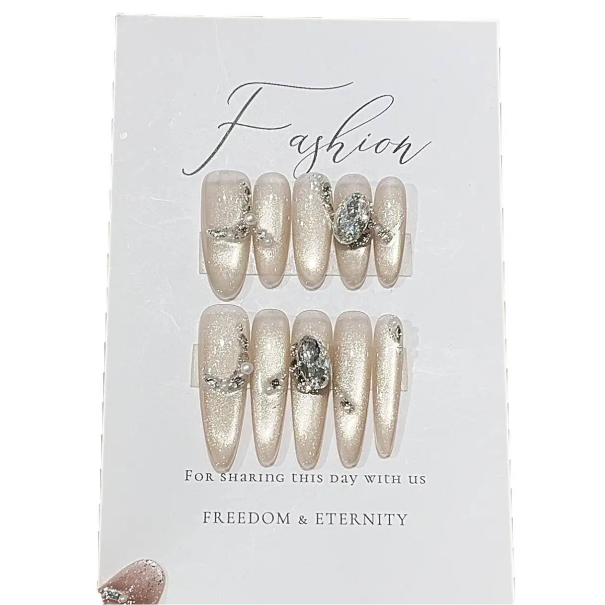 Press-On False Nails, Acrylic Stickers, Irregular K9 Zircon Pearl Chain, Glossy Light Champagne Wide Gradient Halo, Oval Shape, Detachable Reusable Press-Type Artificial Nails