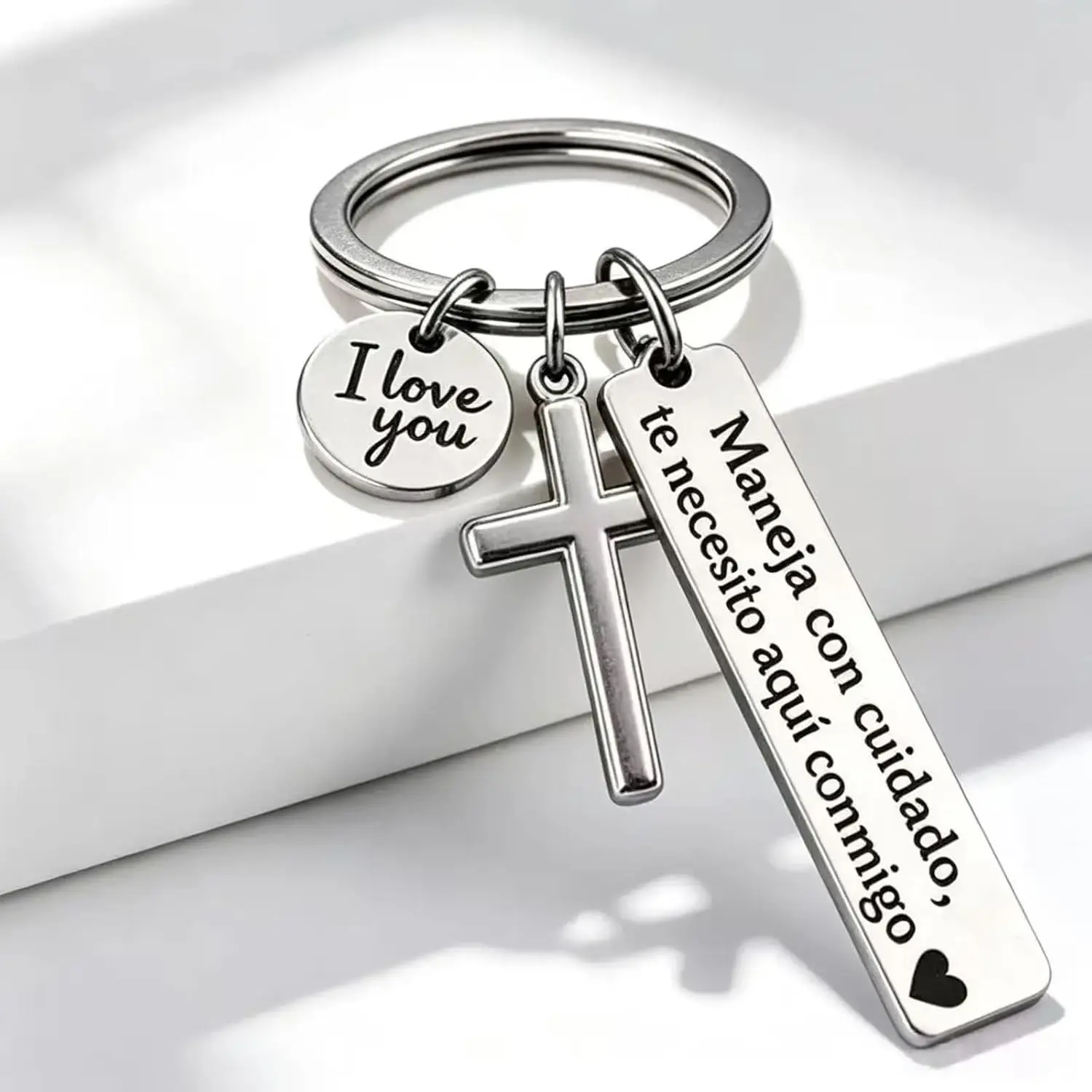 Drive Safe Keychain with Customizable Message Card, Letter Pattern Keychain Gift for Boyfriend, Spanish Style Valentine’s Day Birthday Gift