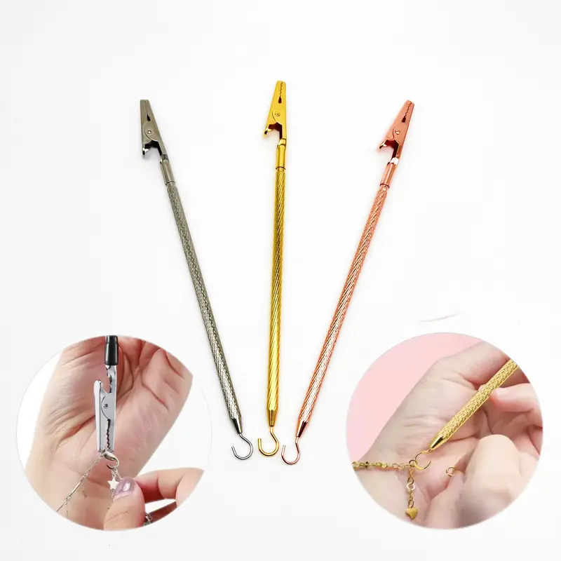 Double-Ended Metal Bracelet Helper Tool - Practical Fashion Jewelry Adjuster Accessory, Easy to Use, Compatibility with Multiple Bracelets, Daily Everyday Unisex Aid for Simplifying Self-Wearing Fastening