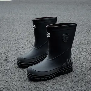 Water shoes waterproof shoes men's rain boots mid-tube thickened warm rubber shoes work non-slip fishing kitchen rain boots warm and non-slip Rainy Days Black