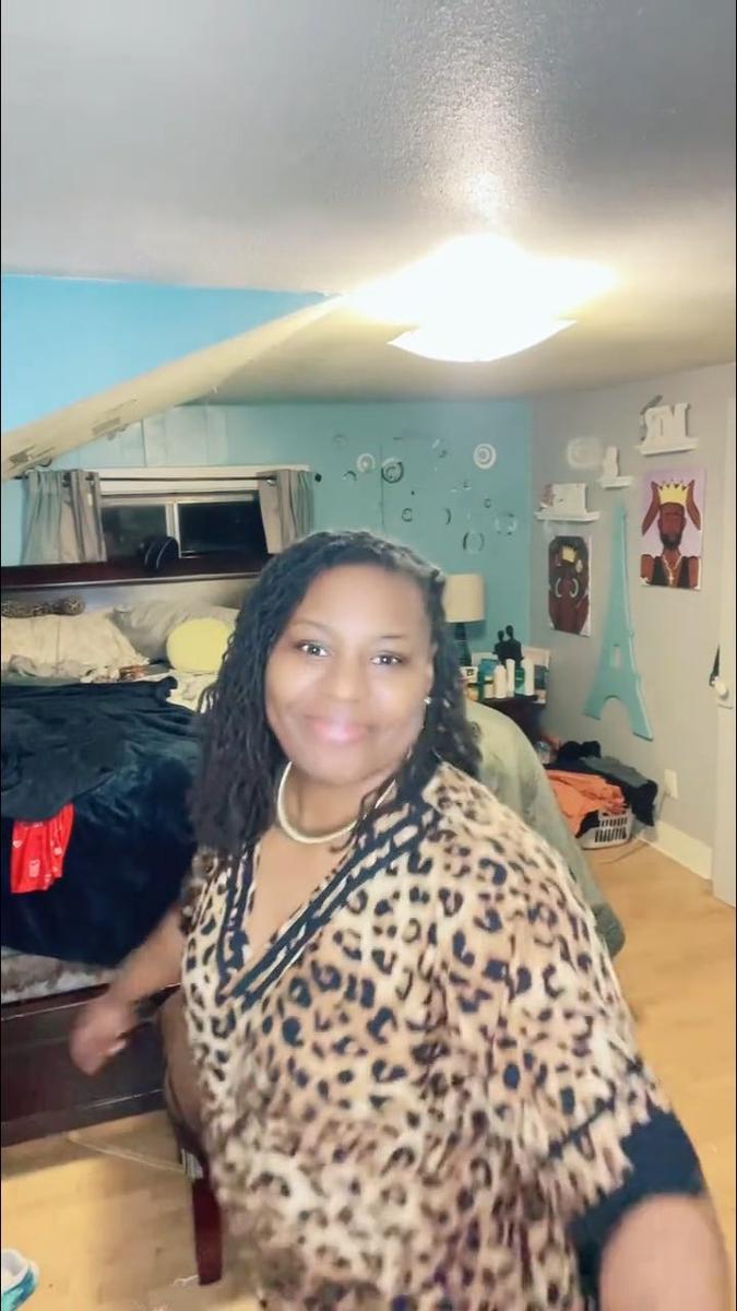 Item: Clay Brown, one-size