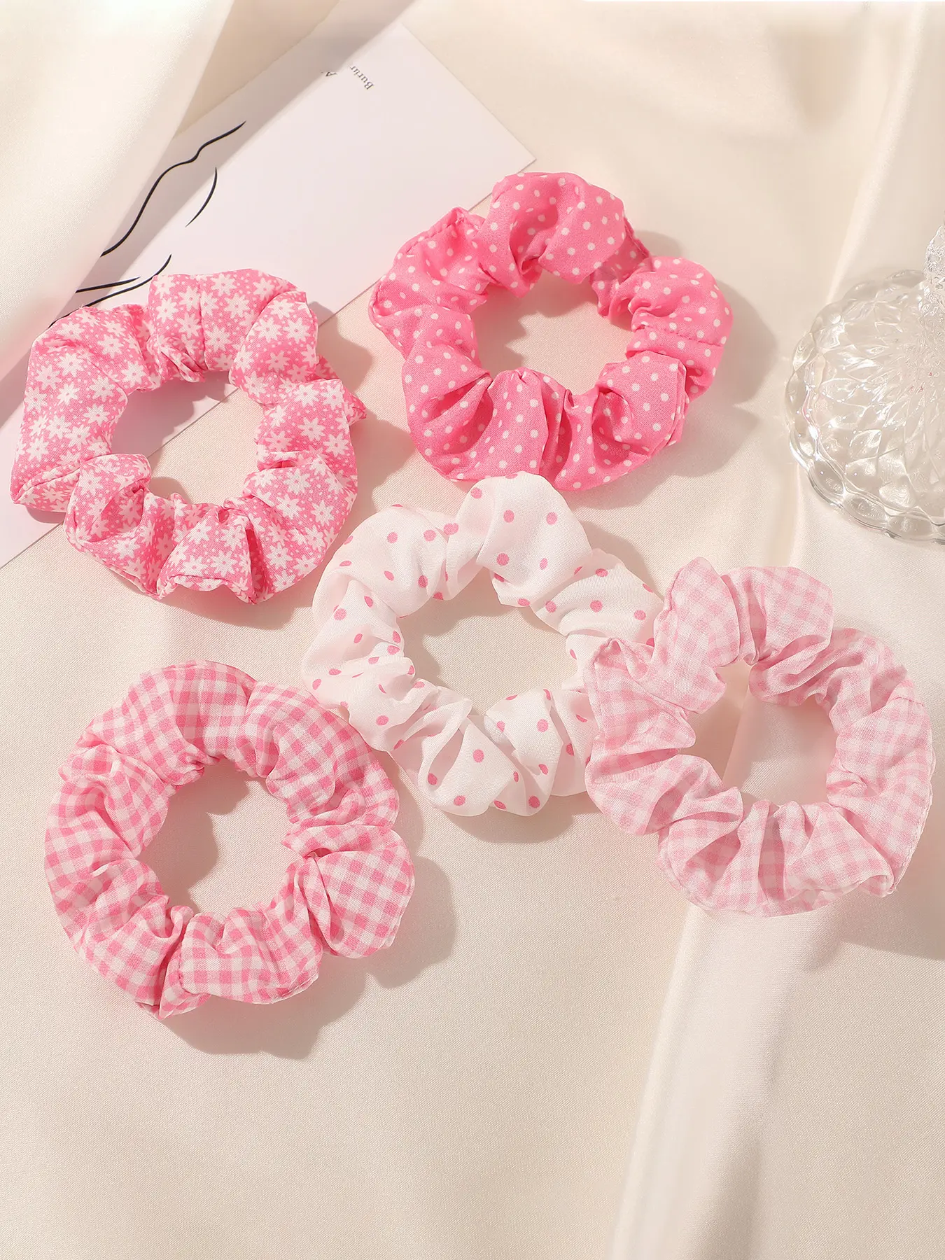 5pcs Soft Fabric Hair Ties for Women, Elegant Round Bun Hair Bands, Scrunchies, Hair Accessory, Hair Styling Accessories, Random Print Headbands, All Seasons Fashion Accessories