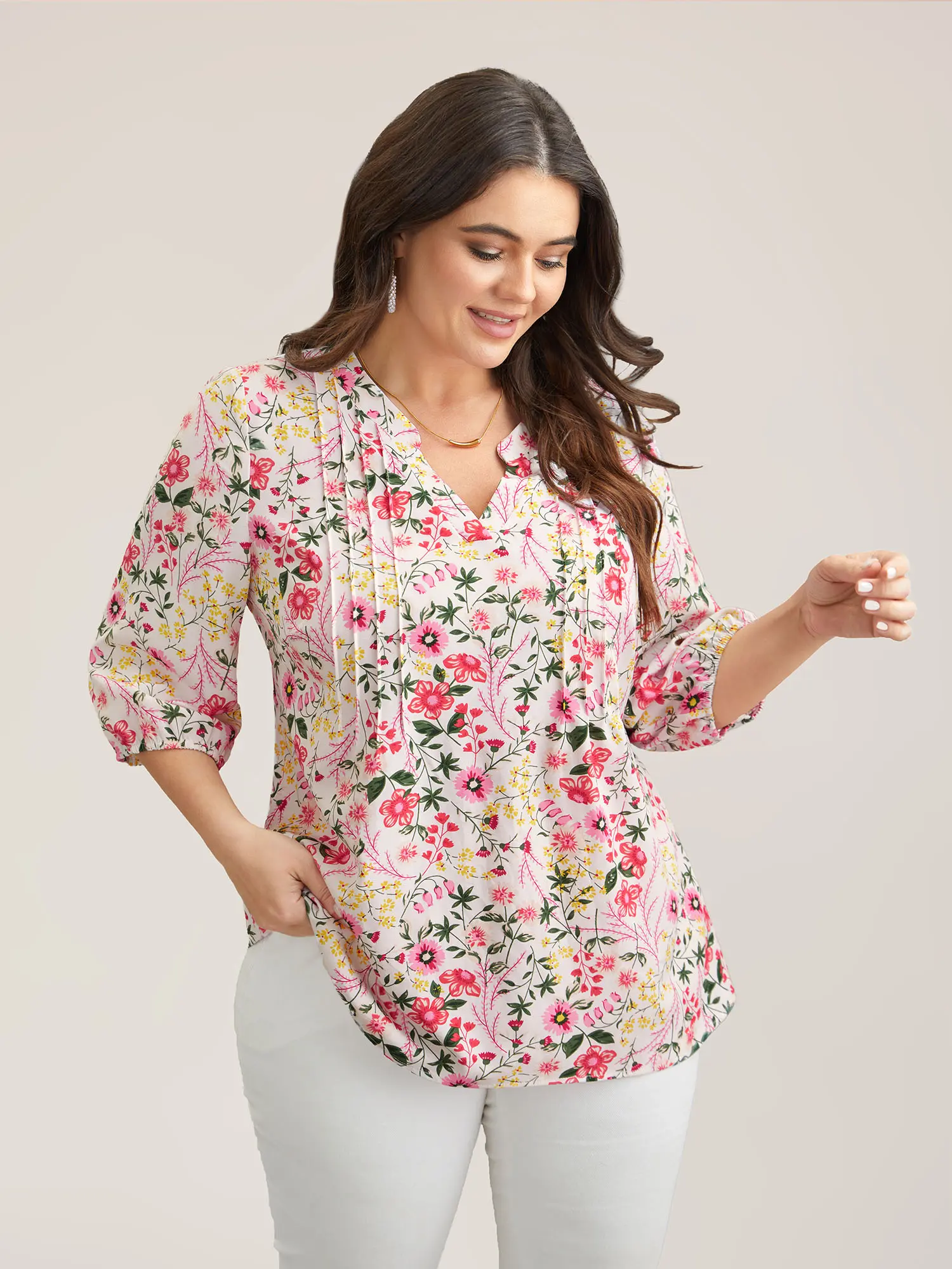 BloomChic Women's Plus Size Floral Print Notched Collar Sleeve Blouse - Polyester-Spandex Fabric, Flowers Design, 2026 Summer Everyday Top - Plus Size Fashion Shirts for Ladies [M-6X],Summerfinds