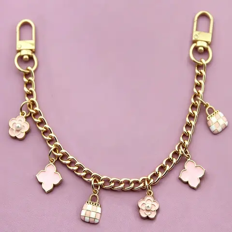 Bag Chains, Bag Accessories, Chain For Purse, Four-Leaf Clover, Heart Bag Chain Charm Available In Three Colors Resistant To Deformation And Fading Light Luxury & Gentle Style Compatible With Shoulder Bags And Tote Bags For Handbags