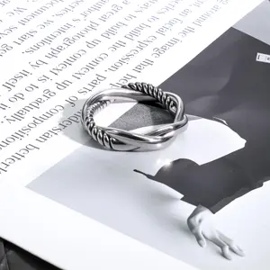 Ryqen Entwined Eternity Twisted Double Band Crossover Geometric Design 2025 Gold Plated Small Hoop Earrings Christmas Gift Set Unisex Heart Bracelet Stainless Steel Classic Magnetic Copper Circle Handmade Solid Ring