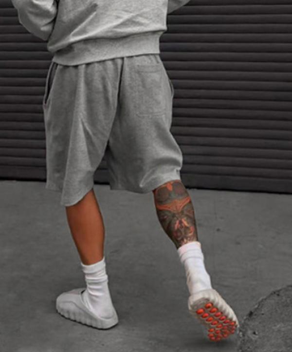 Couple Style Closed-Toe Slides with Thick Sole — Lightweight, Soft Non-Slip Soles, Wear-Resistant; Suitable for Home/Shower Use and Casual Outdoor Wear