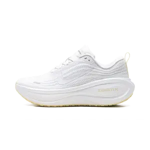 Vomero Plus WMNS "Photon Dust Alabaster" HV8154 009