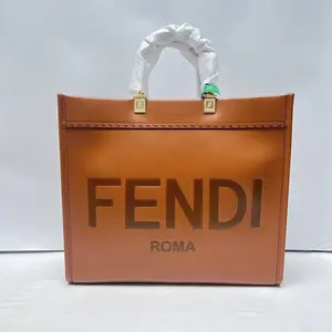 Pre-owned FENDI Calfskin Tote Bags Sunshine Shopper Tote Brown