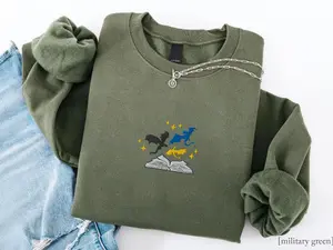 Fourth Wing Merch, Dragons and Pages Embroidered Sweatshirt, Reader Shirt, Onyx Storm Sweater, Iron Flame Shirt, Basiath Crewneck Sweatshirt