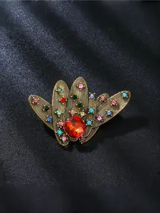 Vintage Elegance Rhinestone Brooch, Antique Design, Luxurious Coat Suit Pin, Versatile Fashion Accessory for Daily Wear