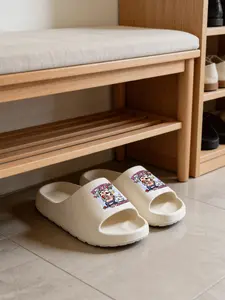 1 Pair Slides, EVA Material, Comfy Casual Style, Cloud-like Soft Thick Sole, Kawaii Shin-chan & Friends Print, Women's Home & Outdoor Slippers