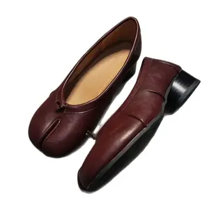 Women's dance shoes, walking shoes, split-toed shoes, women's shoes 2026 new models, retro light mouth thick heel, pleated pig's trotters Ballet one pedal, multiple colors and styles