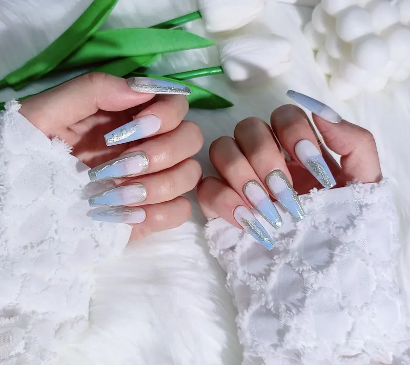 Gradient Pink Press on Nails Coffin Long Fake Nails Bling False Nails Rhinestone Design White Nails Full Cover False Nail Tips 10 pcs