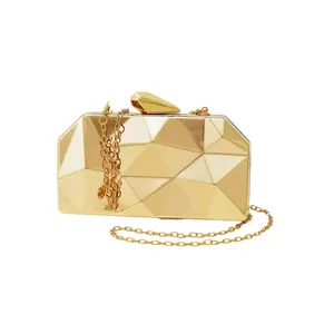 Chic Accent Clutch Gold