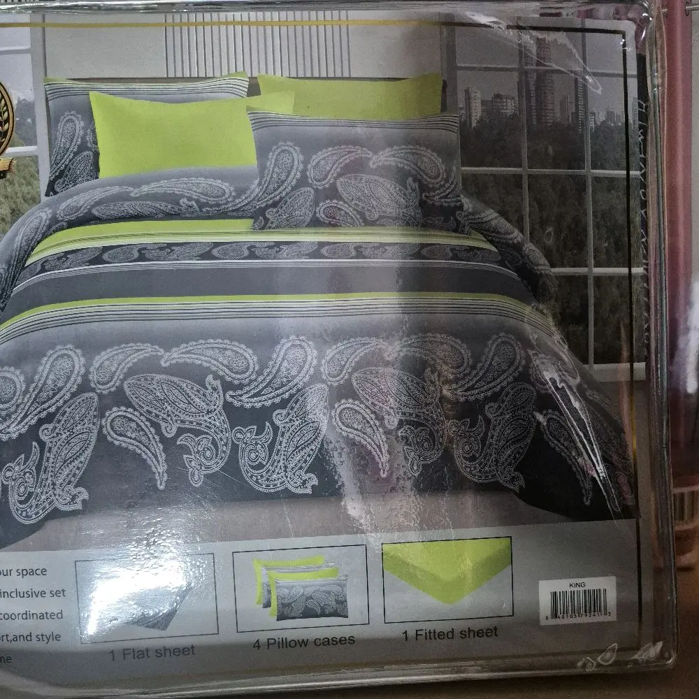 piece floral cotton sheet set-1 flat sheet,1 fitted sheet &4 pillow  cases-extra solf .green