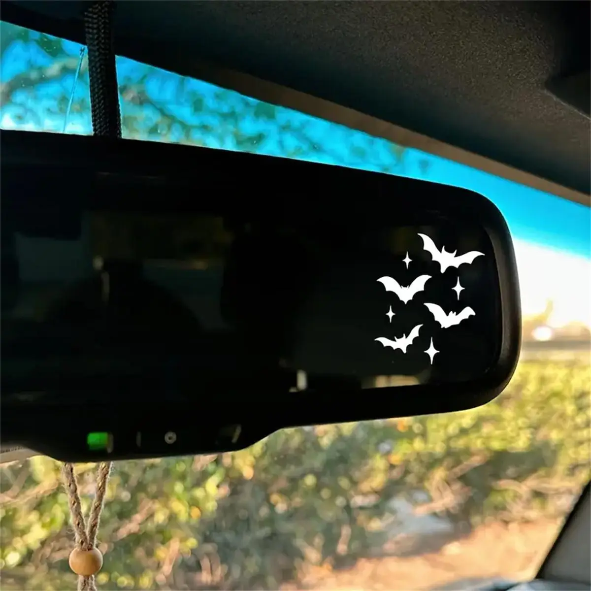Bat Pattern Car Rearview Mirror Sticker, Self-adhesive Glossy Vinyl Sticker for Cars, Animal Theme Irregular Shape Mirror Embellishment, Car Decor, Wi