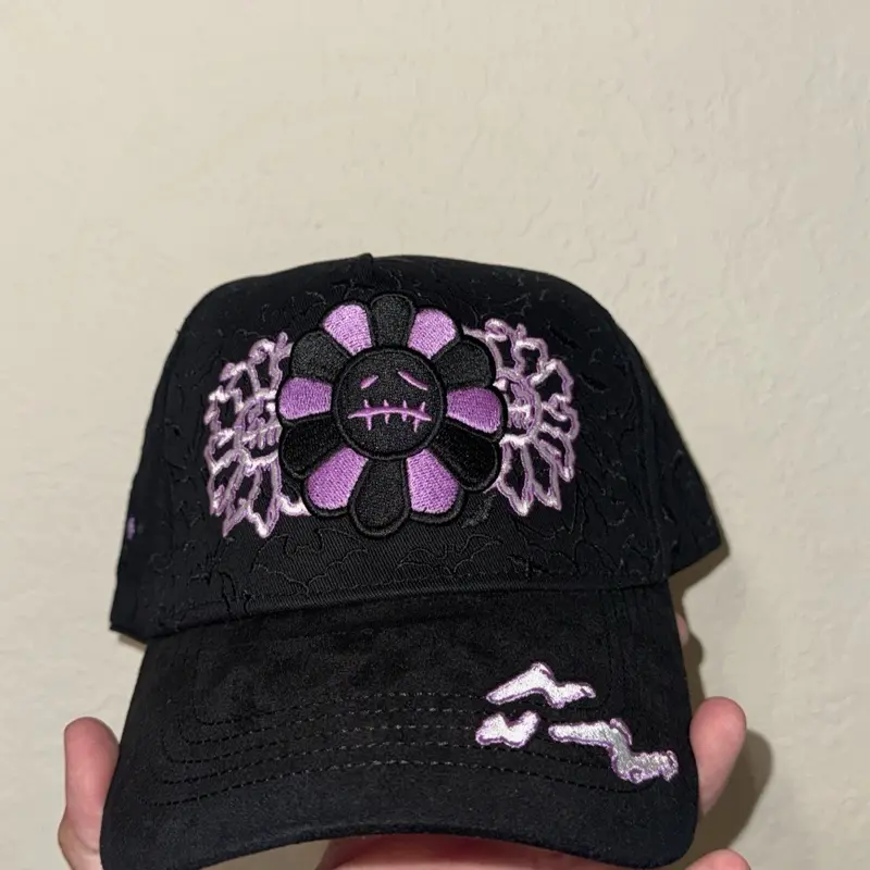 Purple flower and thunder hat