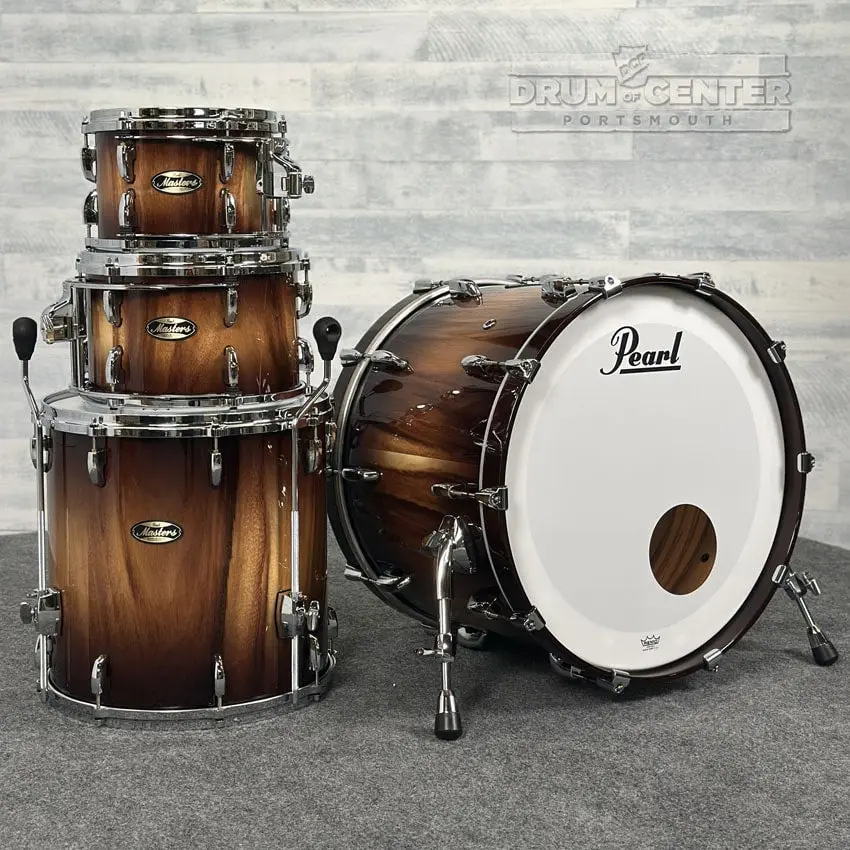 Pearl Masters Maple/Gum 4pc Drum Set Saman Natural Burst