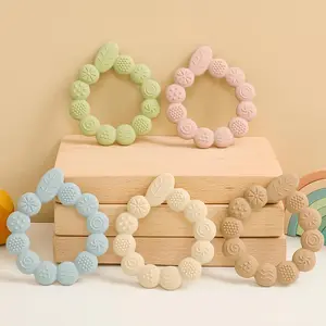 Leaf Pattern Silicone Teething Ring, Easy Cleaning Teething Toy, Baby Teether, Sensory Teether, Baby Teething Relief Toy, Baby Care & Health Product