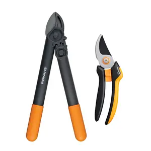 Fiskars Lopper and Hand Pruner Garden Trimming Set PowerGear Lopper 15 Inch with Innovative Gear Technology and Hand Pruner for Garden Maintenance