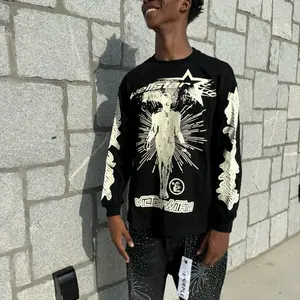 men’s Black Hellstar Longsleeve Top