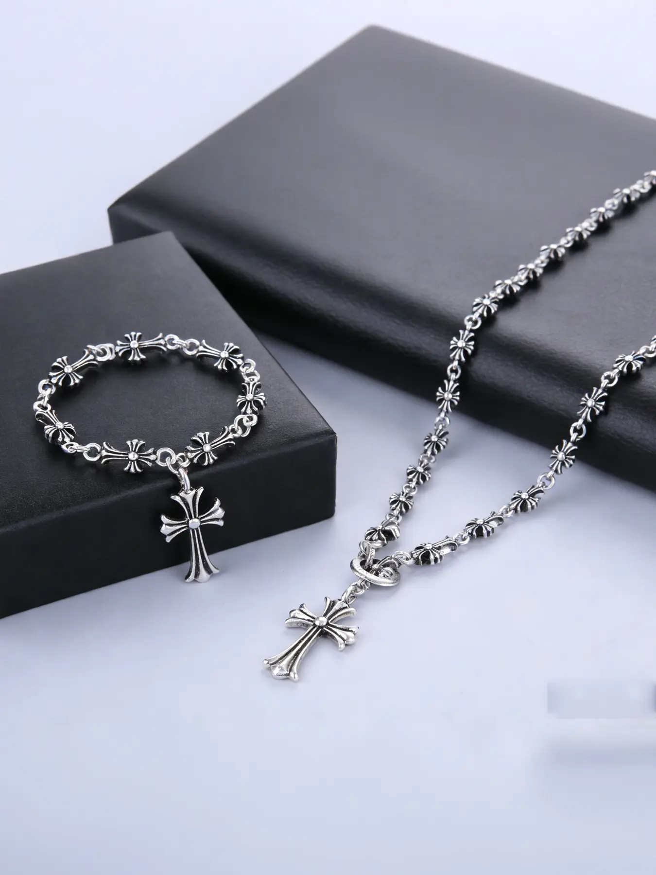 grunge aesthetic jewelry - TikTok Shop