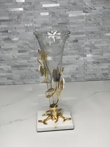 AGATE VASE
