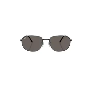 Ray-Ban Round Sunglasses in Black Ray-Ban Round Sunglasses in Black