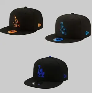 Black Los Angeles Dodgers 59FIFTY Fitted Hat, Electric Blue Outlined LA Logo, MLB Baseball Flat Bill Cap, Limited Edition 2026 Urban Streetwear Gorra premium, moda urbana para hombres y mujeres