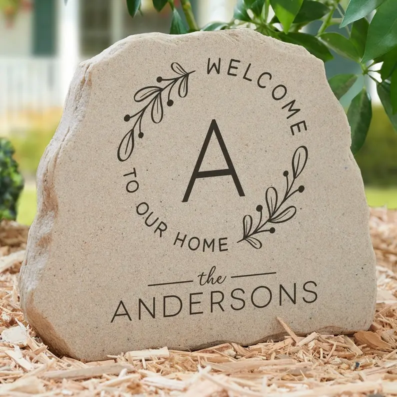 Welcome Wreath Personalized Standing Garden Stone, Outdoor Decor, Personalized Home Decor, Mother's Day Gift