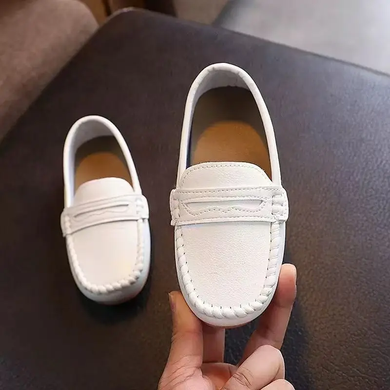 Boys' Classic Slip-On Loafers - Breathable Black & Tan Casual Shoes with Elastic Sides, All-Season Comfort for Weddings, Campus & Casual Attire - Durable PVC Sole & Fabric Lining Kids' Moccasins Flats, Boy Shoes, Sleek Kids' Footwear, School Shoes, Elegan