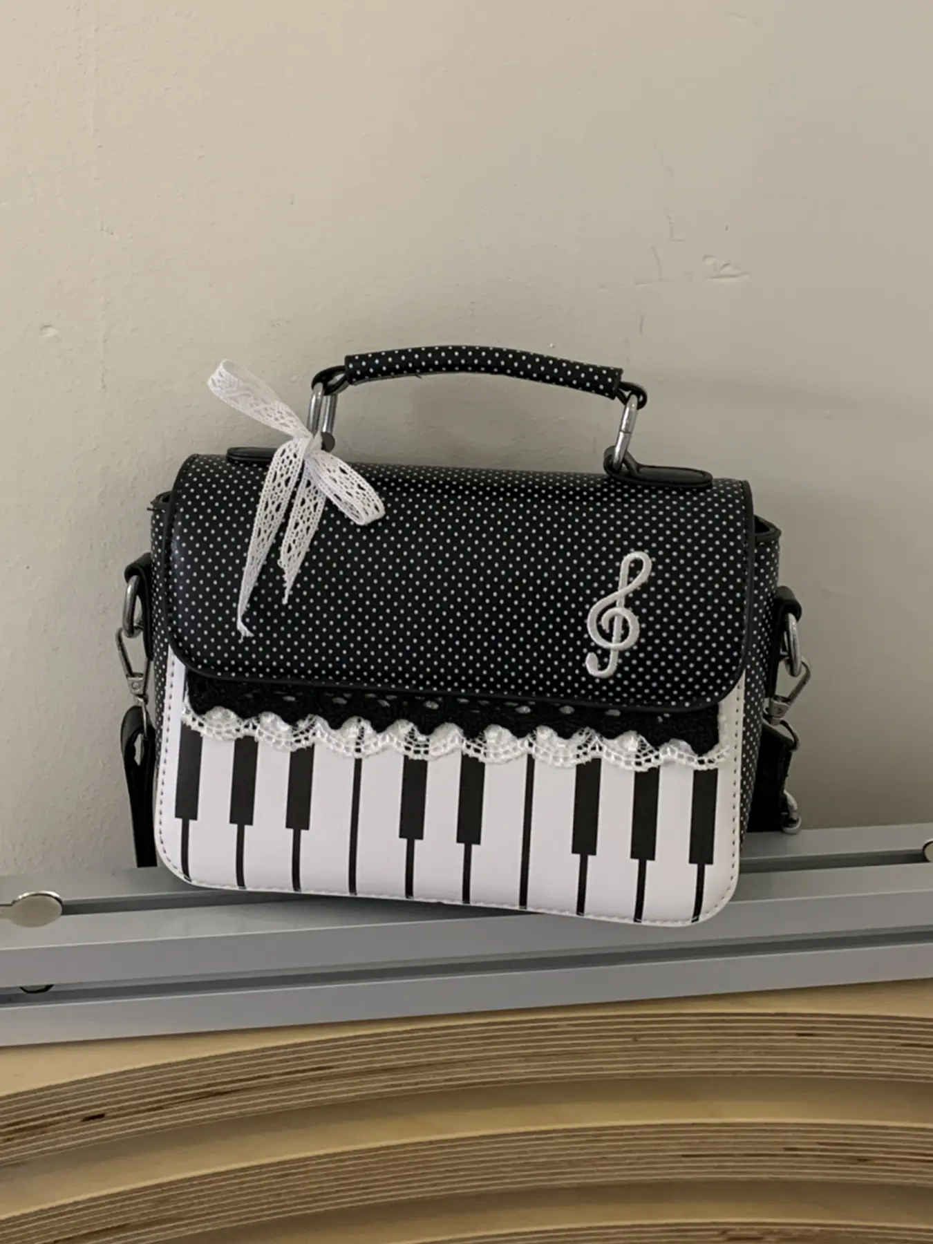 Music piano element package, Concert Purse, niche music theme one-shoulder messenger bag, simple casual portable design, versatile for daily commuting, Crossbody Bag, Casual Commuter Bag, Casual Fashion Bag