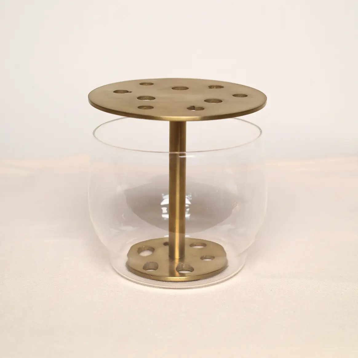 Anaar Bloom Brushed Brass Ikebana Vase – Small