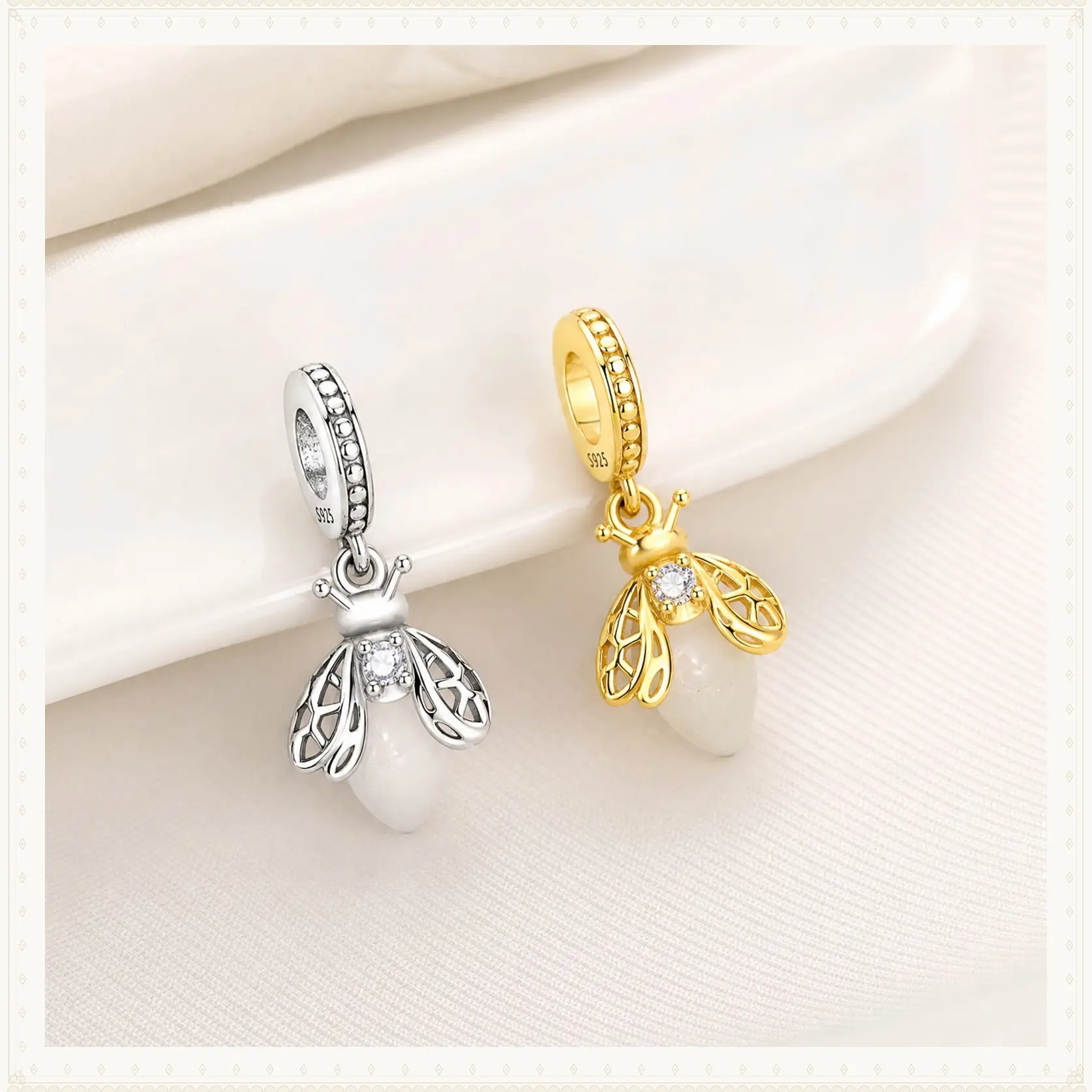 MULA 925 silver-plated firefly pendant | Nature-inspired jewelry with sparkling cubic zirconia | Elegant luminous design | Fits Pandora bracelets and necklaces | Perfect gift for nature lovers